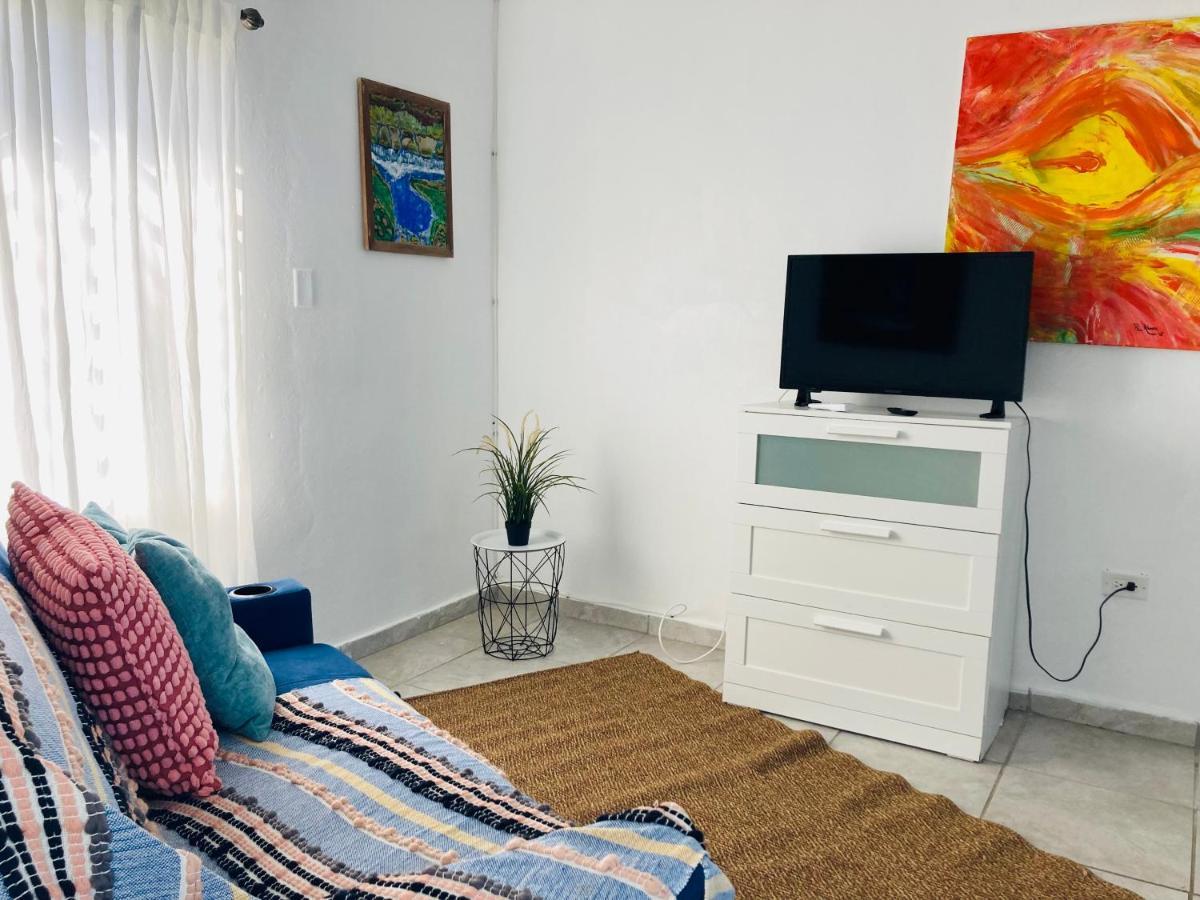 Casita Familiar Con Vista Al Mar Y Piscina Villa Arecibo Luaran gambar